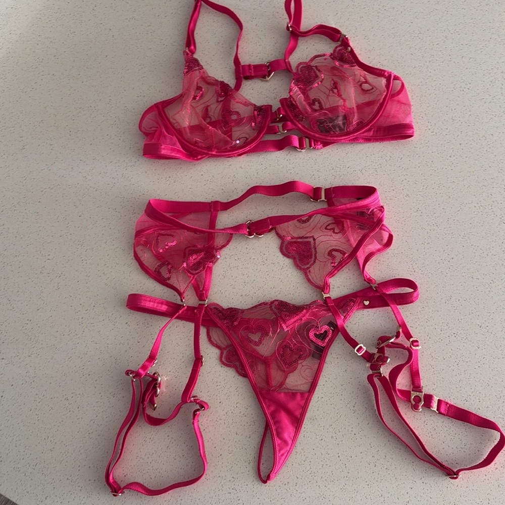 Honey Birdette Hearts Sequin Set - Picture 4 of 11